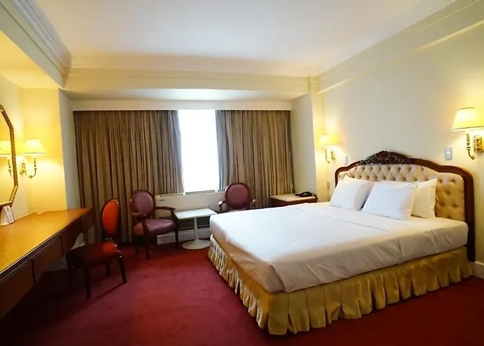 Hotel Manila Prince Hotel 4*