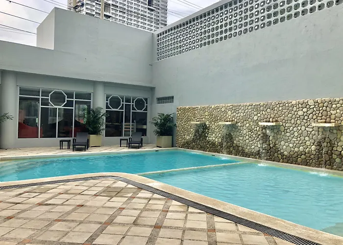 Hotel Manila Prince Hotel