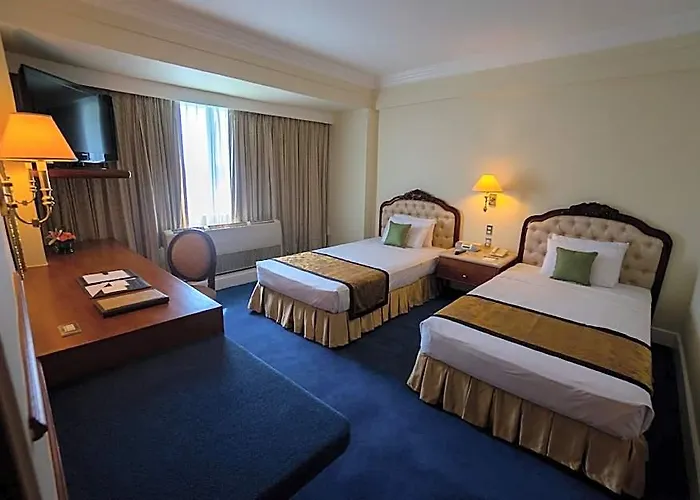 Manila Prince Hotel Hotel