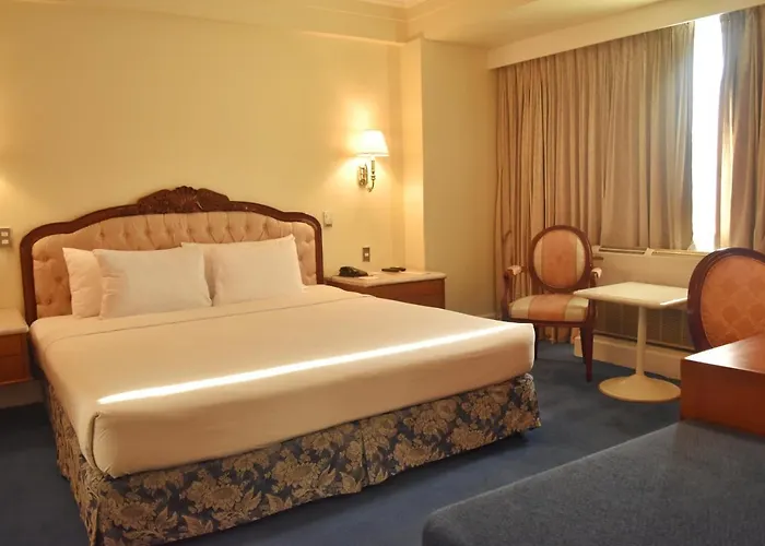 Hotel Manila Prince Hotel 4*